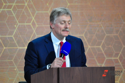 Песков односложно ответил на вопрос, поздравит ли Путин Трампа