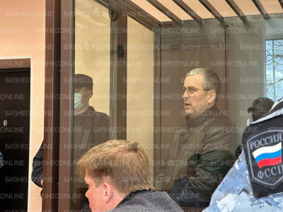 Двух фигурантов по&nbsp;делу мэра Уфы доставили в&nbsp;суд