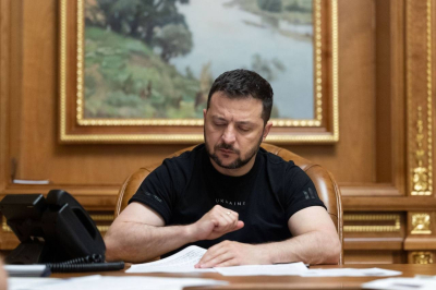 Зеленский связал лишение ордена Польши с внутренней борьбой